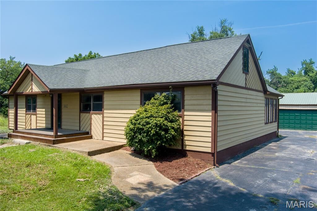 Property Photo:  5171 Old Alton Edwardsville Road  IL 62025 