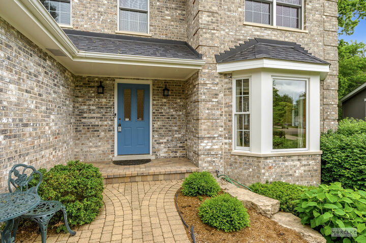 Property Photo:  2340 Ridgewood Road  IL 60532 