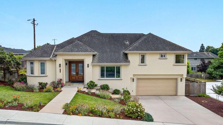 Property Photo:  13140 Heritage Circle  CA 95076 