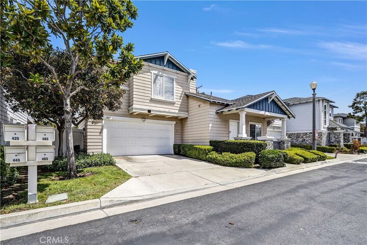 Property Photo:  465 E Afton Lane  CA 92805 