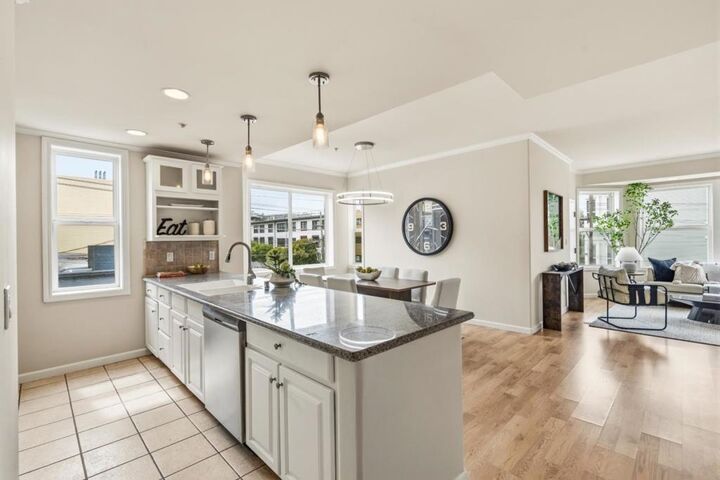 Property Photo:  2395 Post Street  CA 94115 