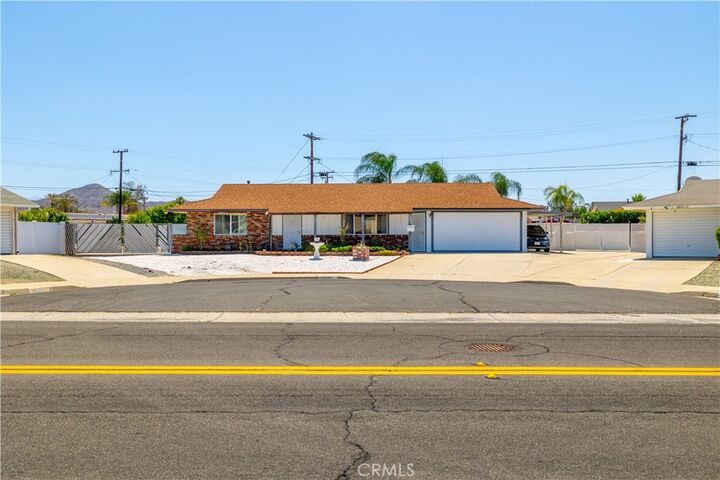 Property Photo:  28610 Pebble Beach Dr  CA 92586 