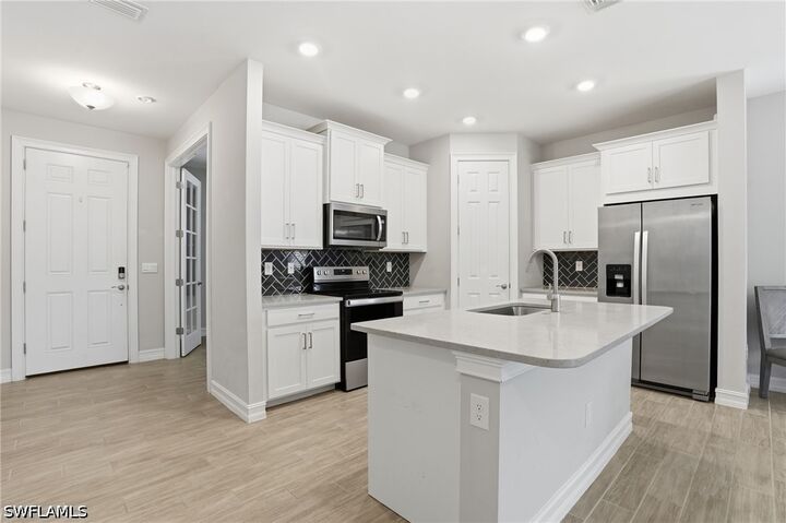 Property Photo: 28009 Seasons Tide Avenue FL 34135