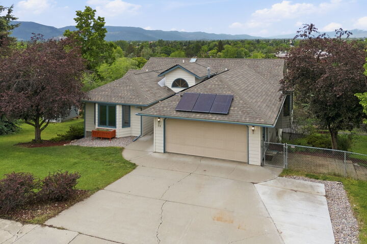Property Photo:  916 Simons Drive  MT 59803 