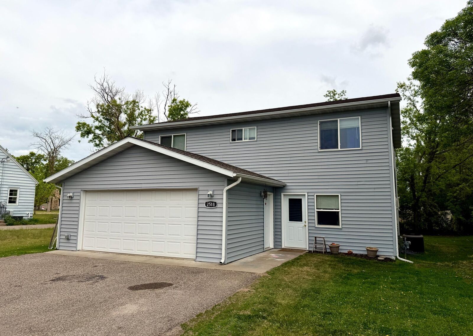 Property Photo:  2518 Minnesota Avenue NW  MN 56601 