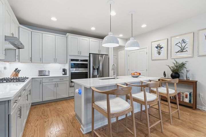 Property Photo:  114 Orchard Dr 8  MA 01776 