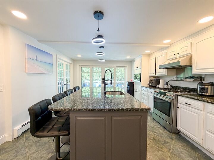 Property Photo: 3 Sprague Rd MA 02481