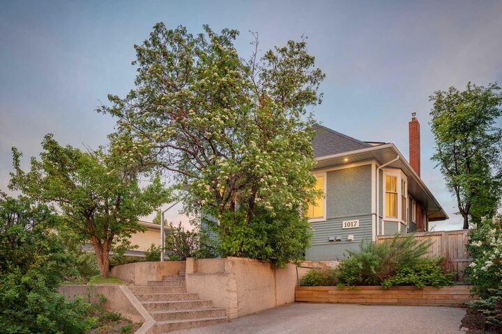 Photo de la propriété:  1017 38 Avenue SW  AB T2T 2J3 