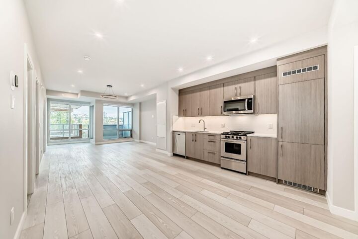 Property Photo:  110 18A Street NW 325  AB T2N 5G5 