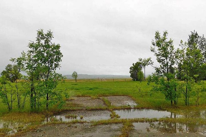 Property Photo: 17 Anson Road N AB T0L 0T0