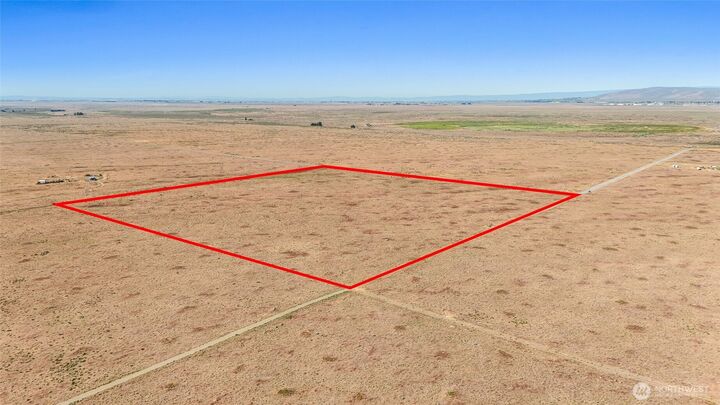 Property Photo:  0  Road 16 NE And West C Road  WA 98851 