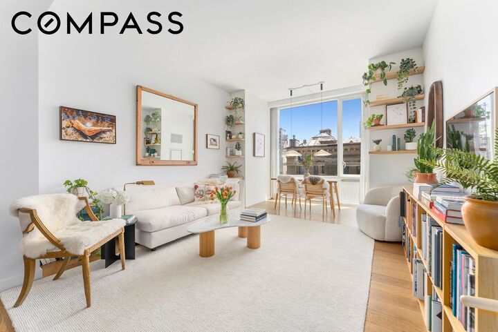 Property Photo:  311 W Broadway 7G  NY 10013 