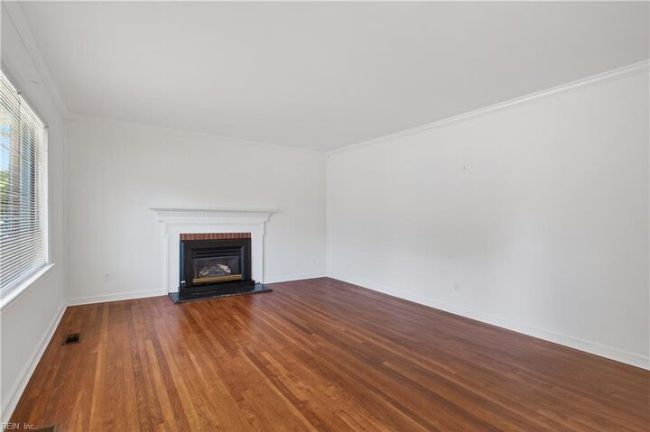 Property Photo:  4709 Threechopt Rd  VA 23666 
