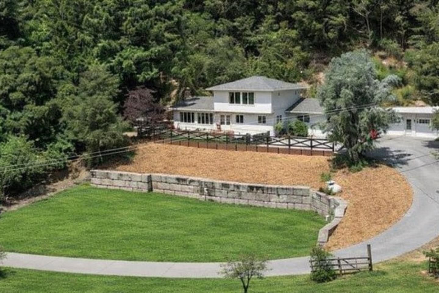 Property Photo:  423 Nelson Rd.  CA 95066 