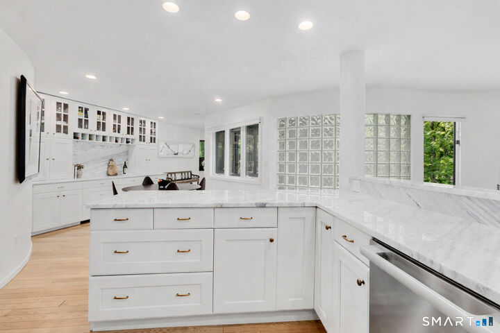 Property Photo:  195 Steep Hill Road  CT 06883 
