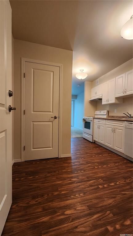 Property Photo: 680 7th Avenue E 209 SK S0A 2P0