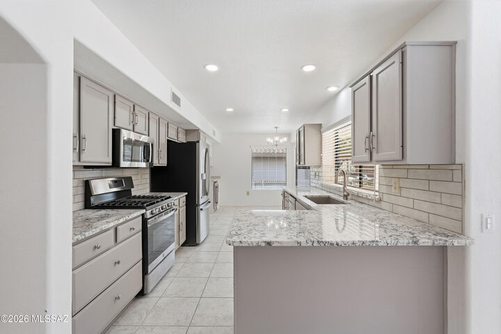 Property Photo:  14311 N Choctaw Drive  AZ 85755 