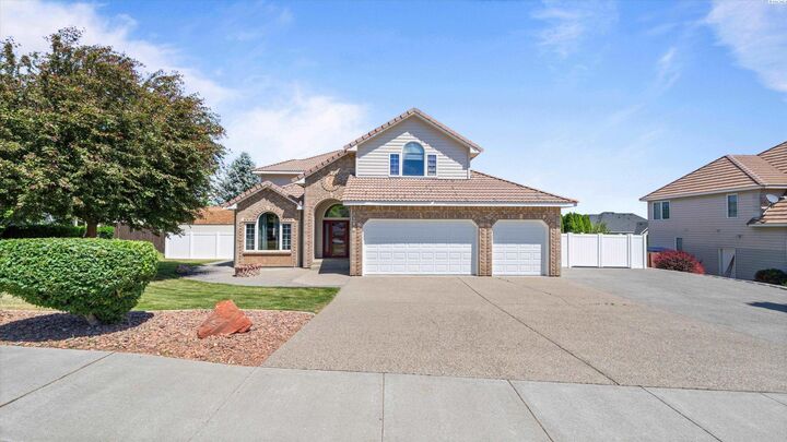 Property Photo:  3504 W 42nd  WA 99337 