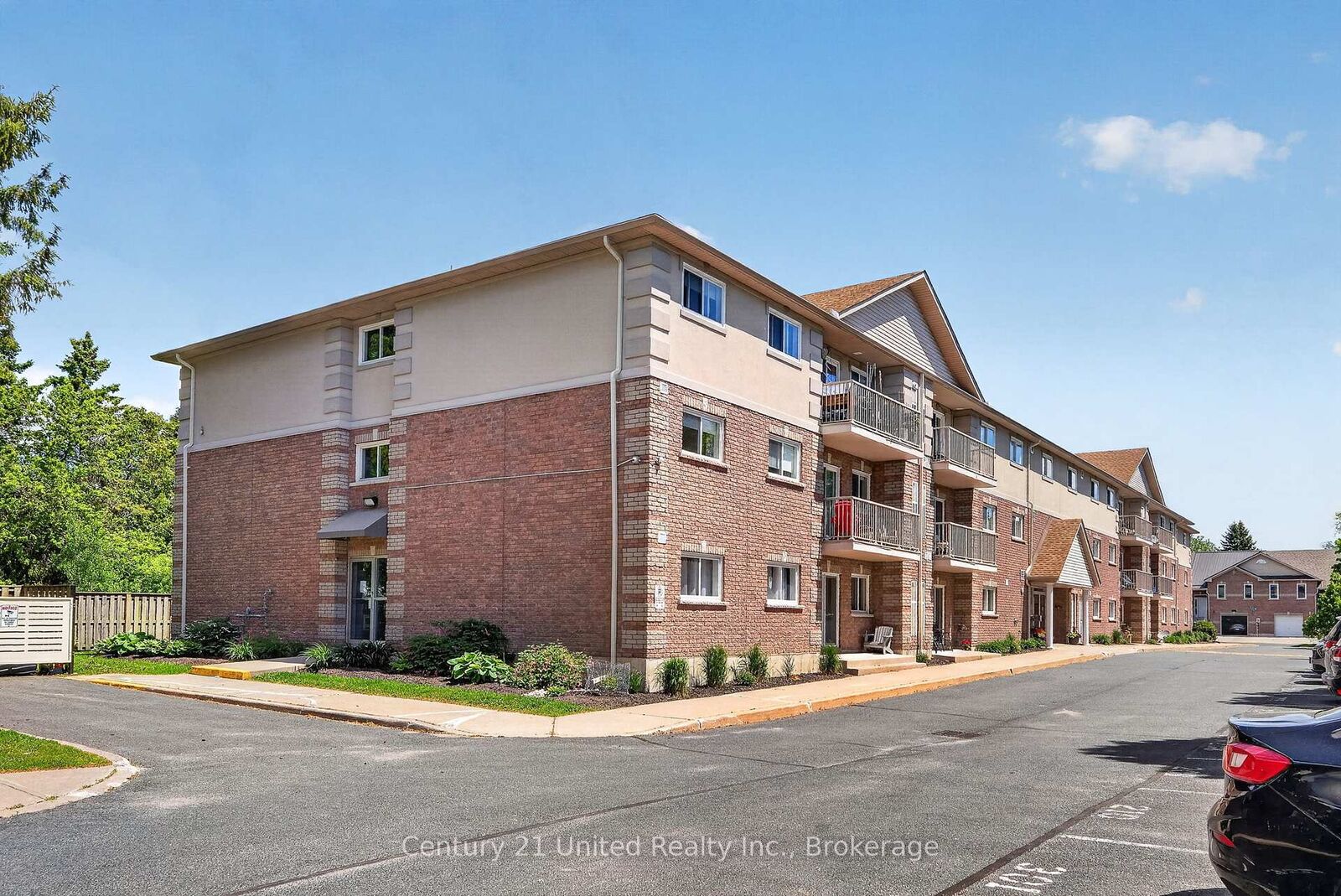 Property Photo: 841 Battell Street 307 ON K9A 0B9
