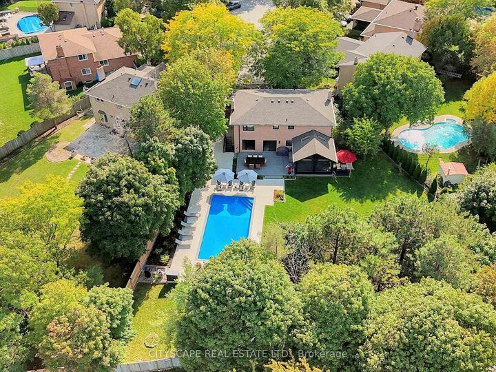 2585 Kenna Court — photo 1