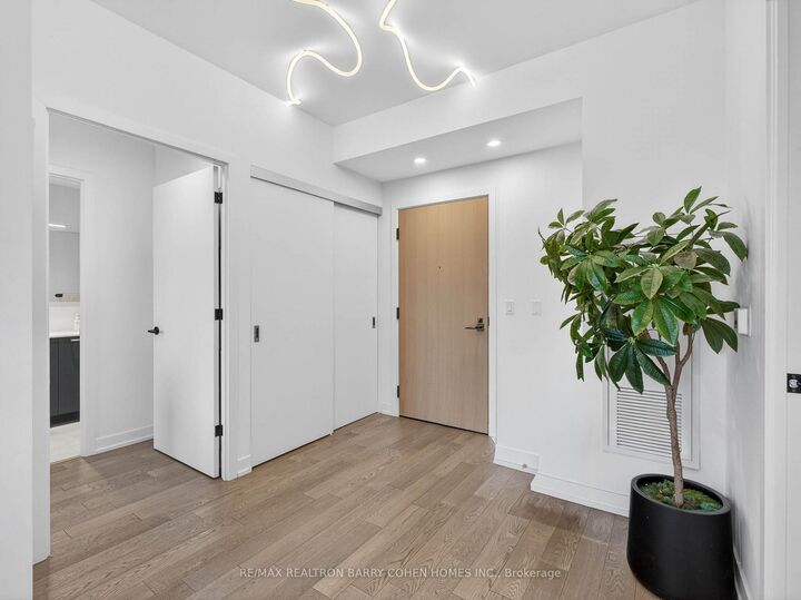 Property Photo: 200 Sudbury Street 704 ON M6J 0H1