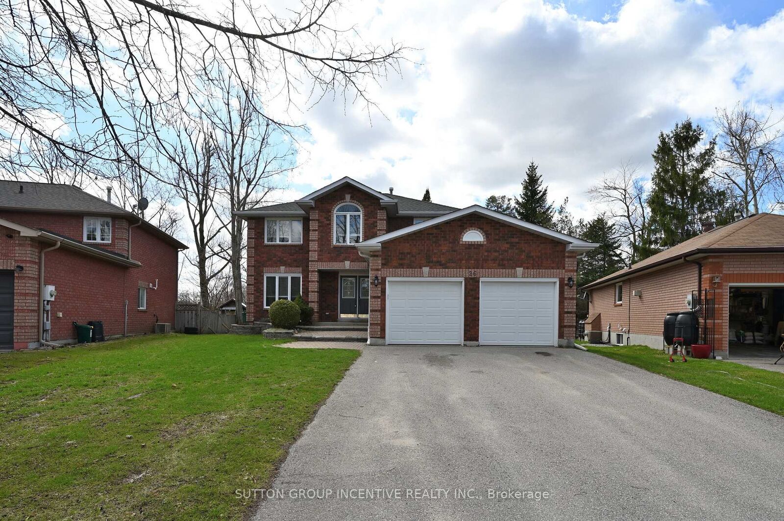 Property Photo: 26 Warner Road ON L4N 7M5