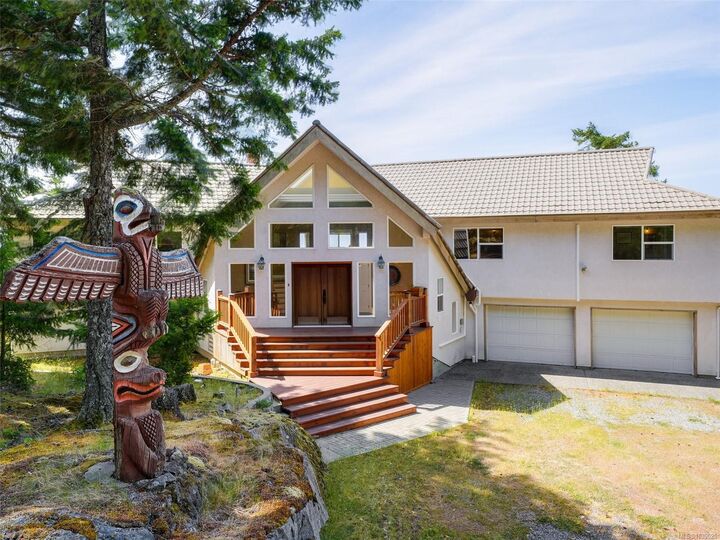 560 Wilderness Pl — photo 1