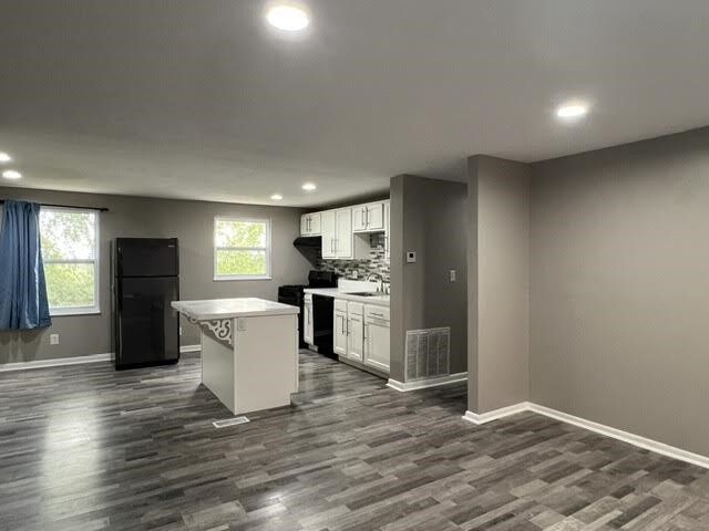 Property Photo:  781 Illini Dr  PA 15146 