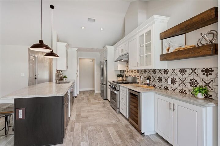 Property Photo:  110 Sunset Road  TX 78633 