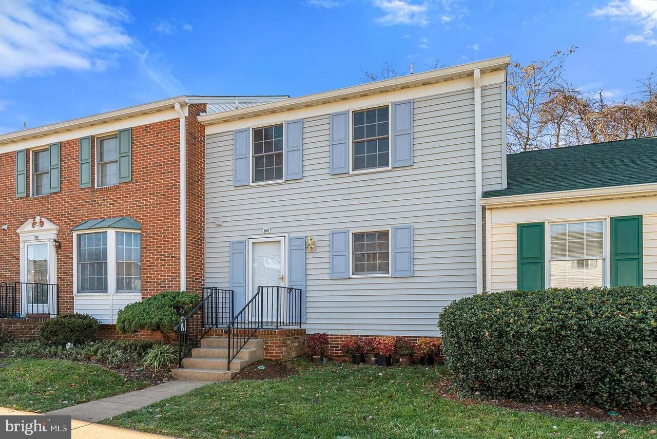 Property Photo:  168 Fairfield Drive  VA 20186 