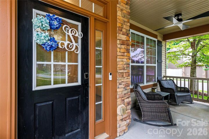 Property Photo:  7202 Toxaway Lane  NC 28269 