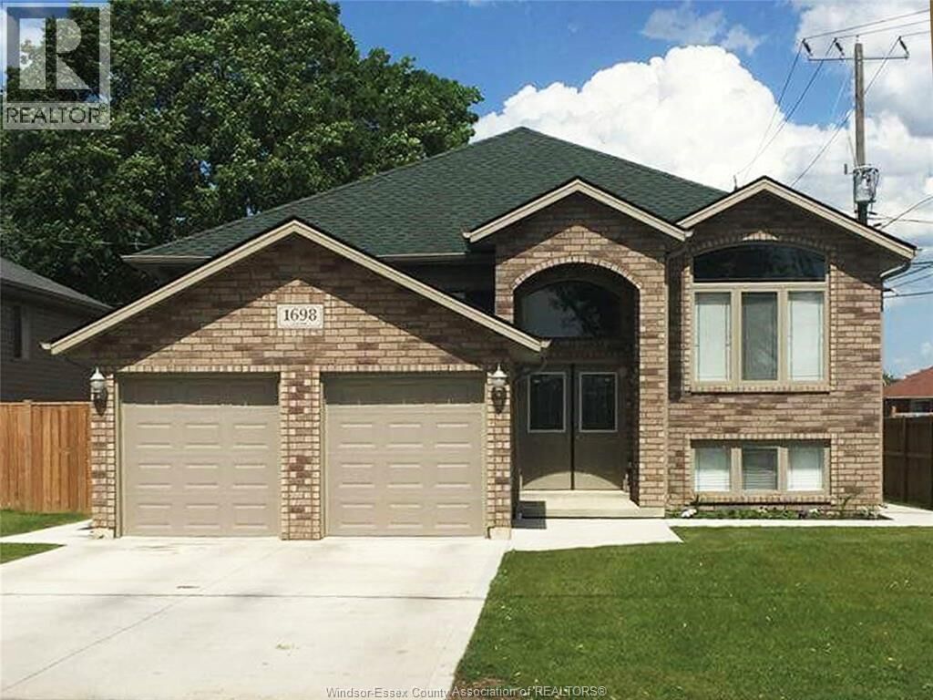 Property Photo:  1698 Northway Avenue Lower  ON N9B 3L9 