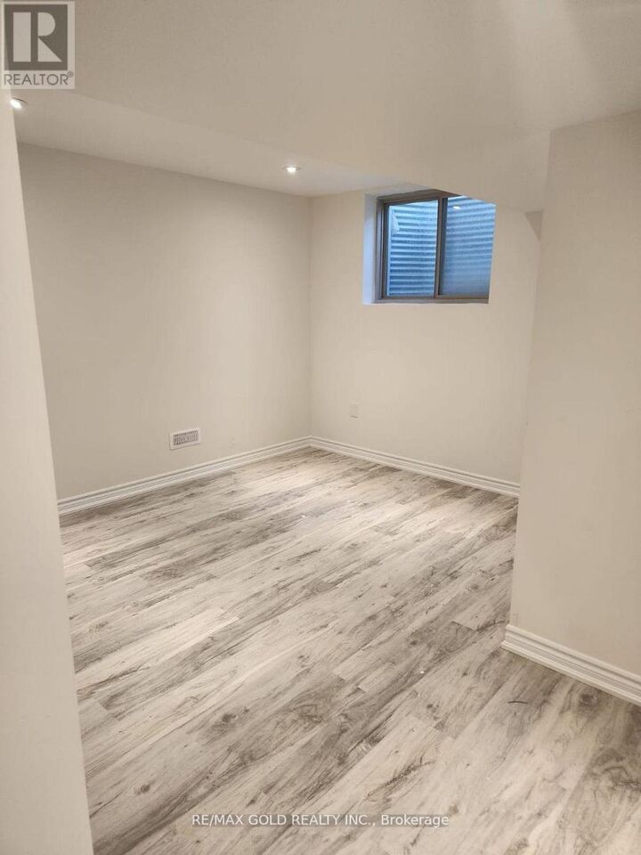 Property Photo:  17 Hashmi Place Basement  ON L6Y 6K1 