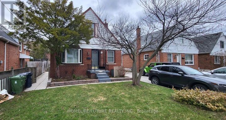 Property Photo:  79 Ellington Drive Main &Amp 2nd  ON M1R 3Y2 