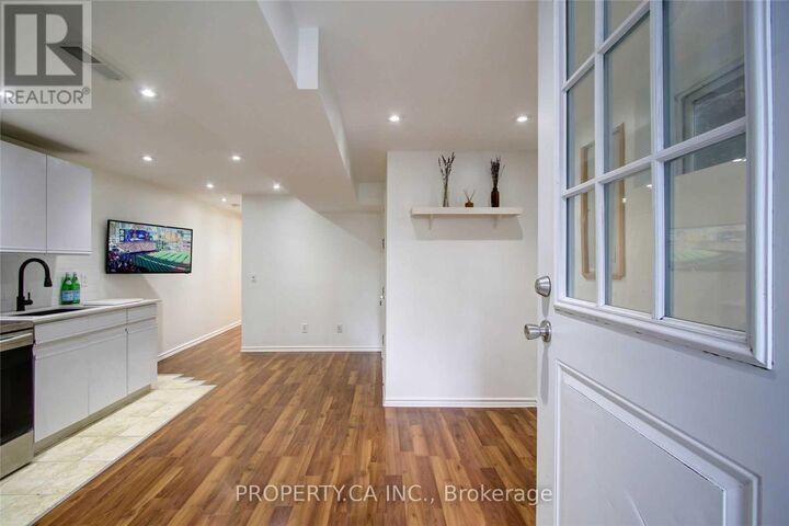 Property Photo:  1012 Ossington Avenue Lower  ON M6G 3V6 