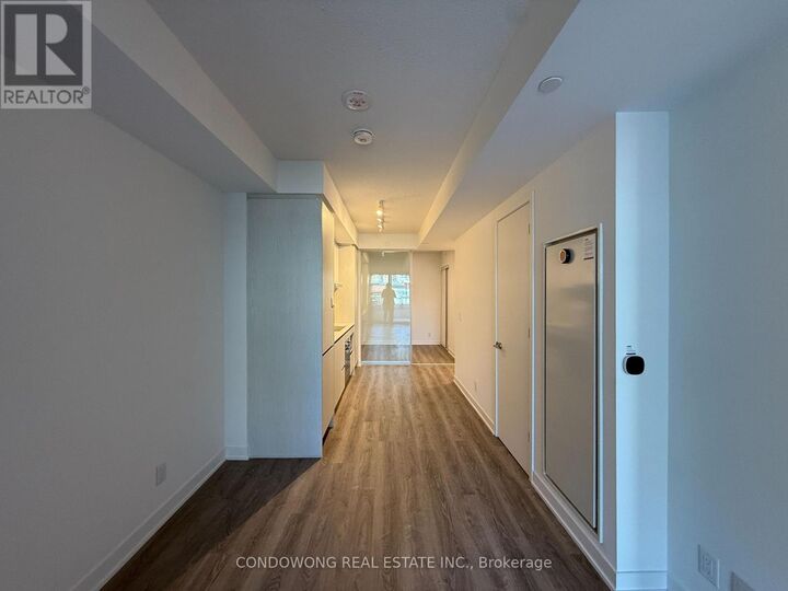 Property Photo:  180 Front Street East 903  ON M5A 0A9 