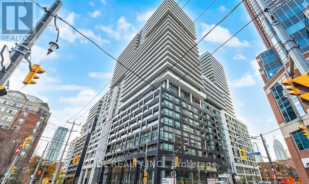 Property Photo:  70 Princess Street 1428  ON M5A 0X6 