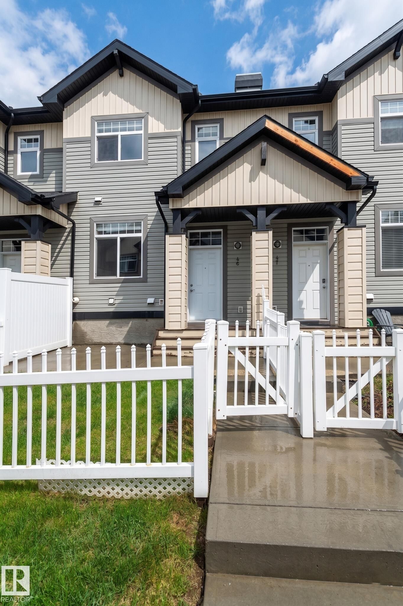 Property Photo: 465 Hemingway Road NW 46 AB T6M 0J7