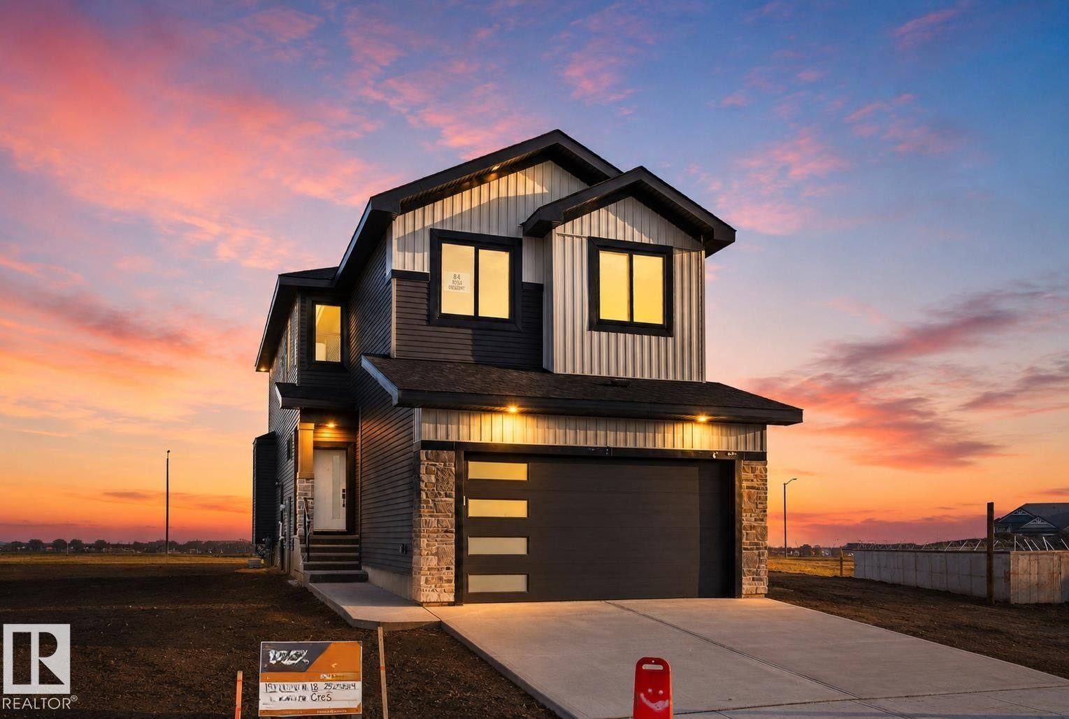 Property Photo: 84 Rosa Crescent AB T8N 7Y4