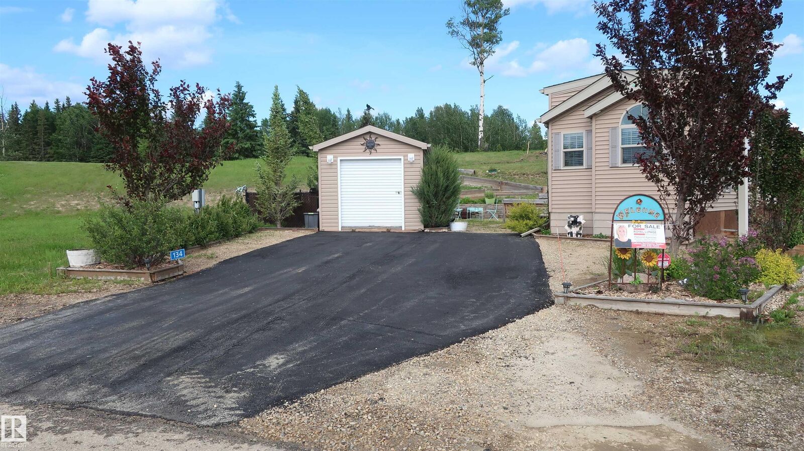 Property Photo: 454029 Rge Road 11 134 AB T0C 2V0