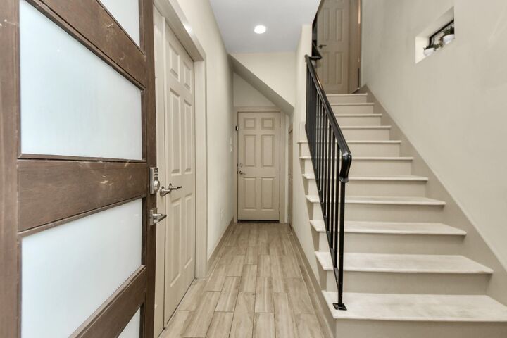 Property Photo:  4510 Inker Street B  TX 77007 