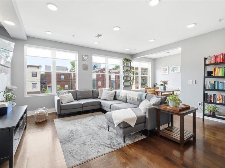 Property Photo: 50 Laidlaw Ave 2 NJ 07306