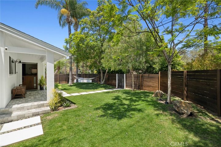 Property Photo:  299 Mesa Drive  CA 92627 