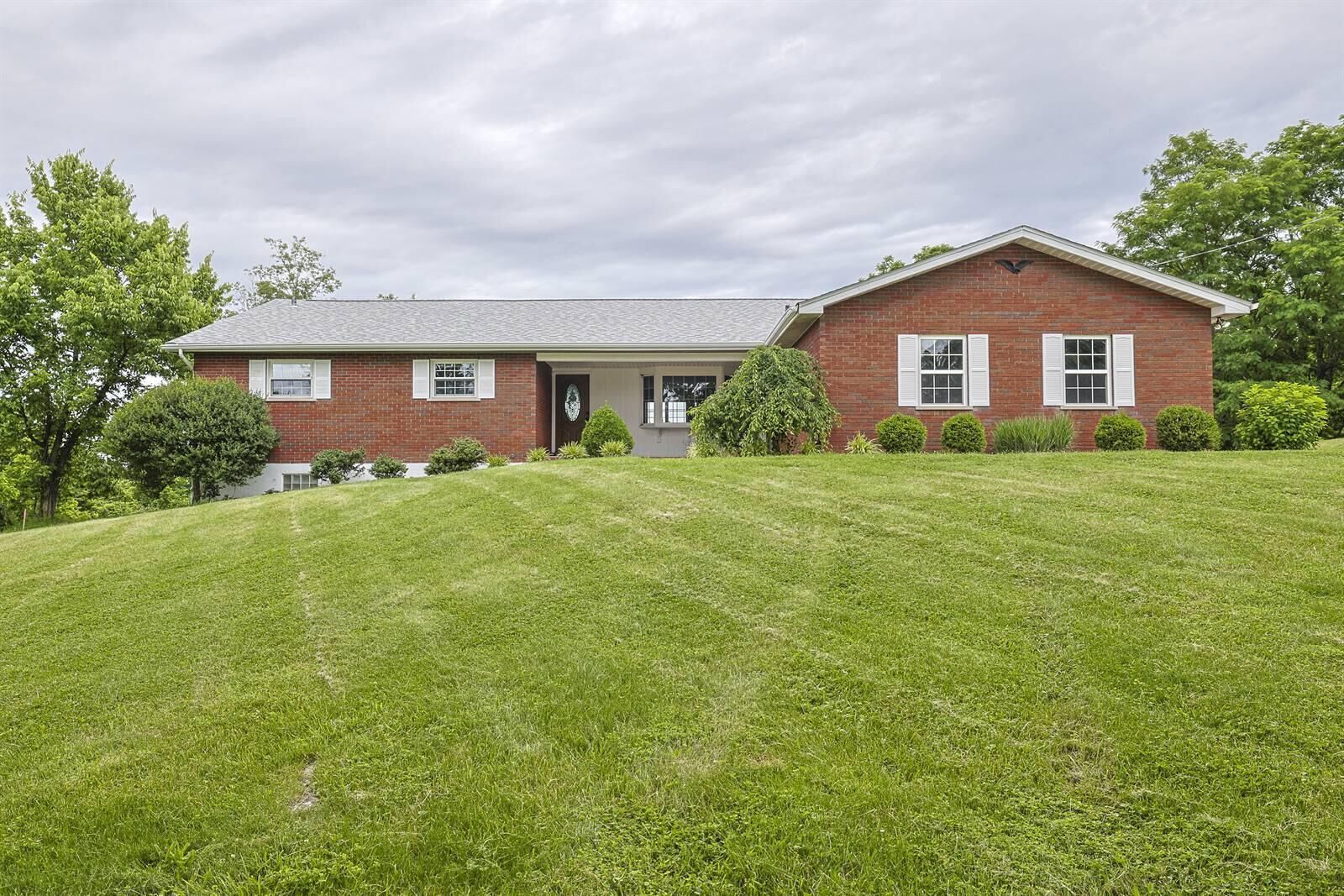 Property Photo:  1096 Moreland Road  KY 41001 
