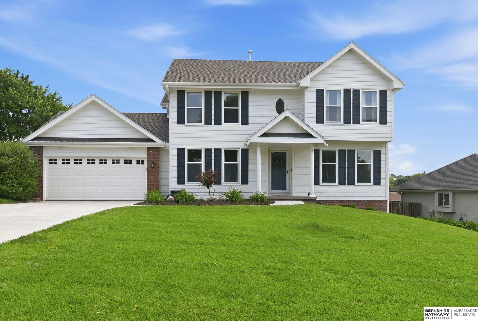 Property Photo: 15817 N Circle NE 68135
