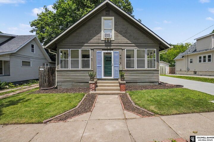 Property Photo:  4818 Poppleton Avenue  NE 68106 