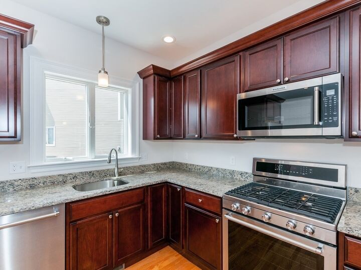 Property Photo:  182 Cushing St 182  MA 02138 