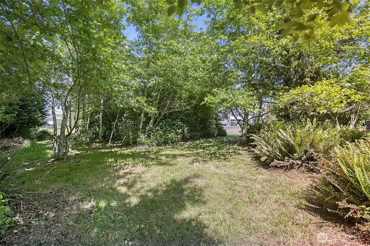 Property Photo:  685  Chinook Avenue SE  WA 98569 