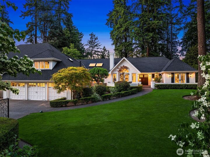 Property Photo:  8826 NE 2nd Place  WA 98039 
