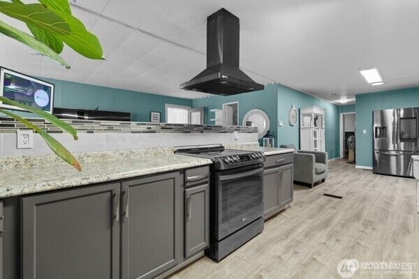 Property Photo:  15708  81st Street E 131  WA 98372 